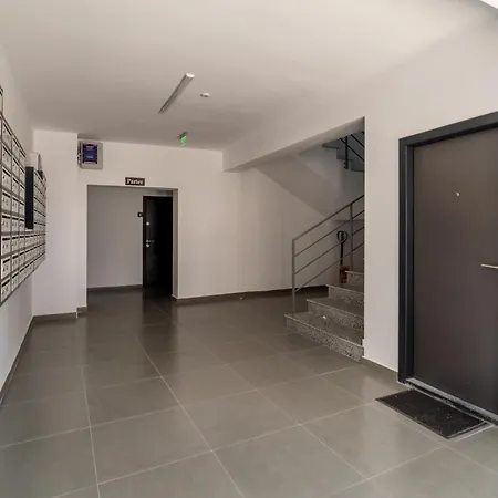 Sunset - Aproape De Plaja, Nou, Modern Apartment *