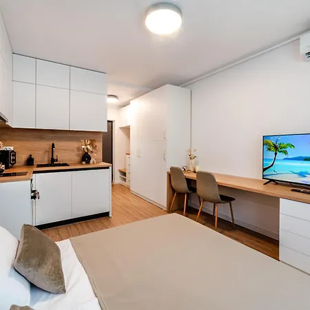 Sunset - Aproape De Plaja, Nou, Modern Apartment Constanta