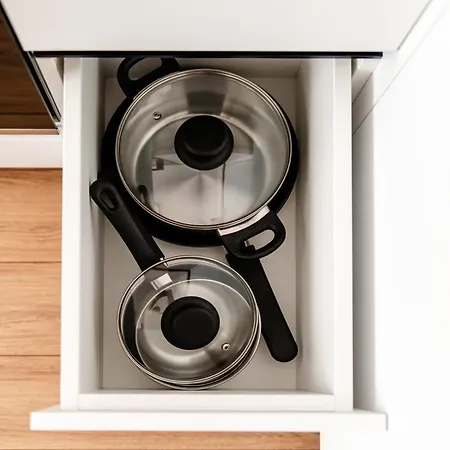 Sunset - Aproape De Plaja, Nou, Modern Konstanca