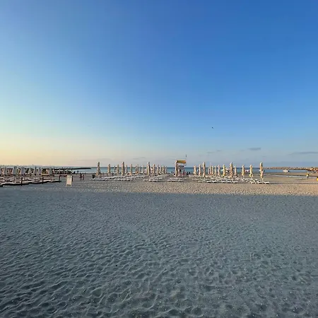 아파트 Sunset - Aproape De Plaja, Nou, Modern 콘스탄차