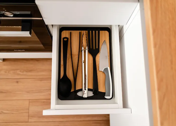 Sunset - Aproape De Plaja, Nou, Modern アパート コンスタンツァ