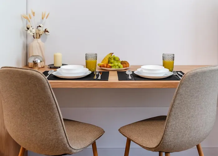 Sunset - Aproape De Plaja, Nou, Modern アパート *